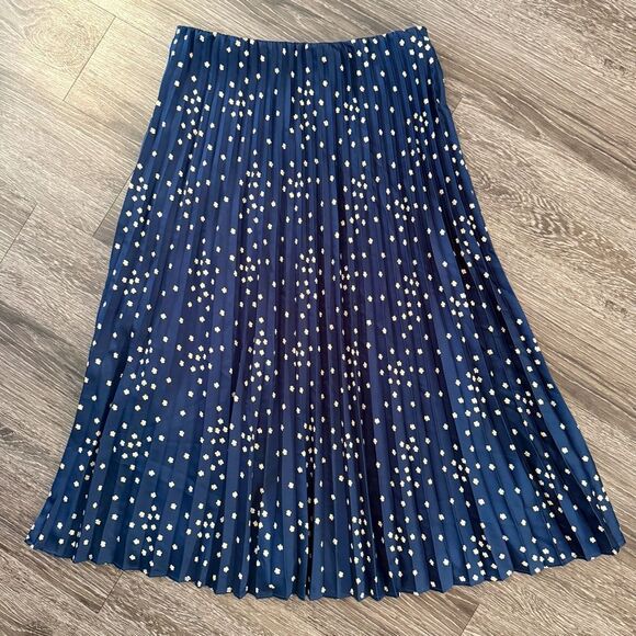 J. Crew Pleated pull-on luster charmeuse midi skirt in tiny blooms print - Picture 7 of 7